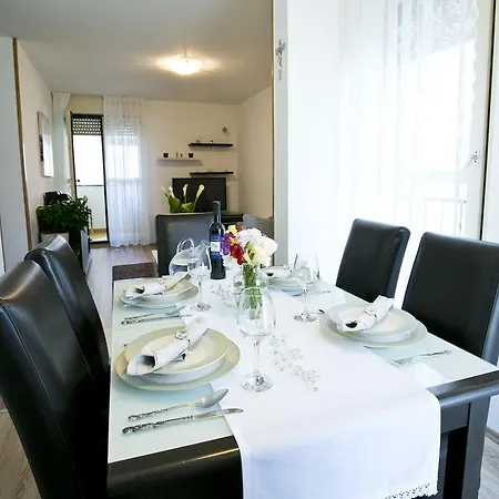 Apartamento Golden Place